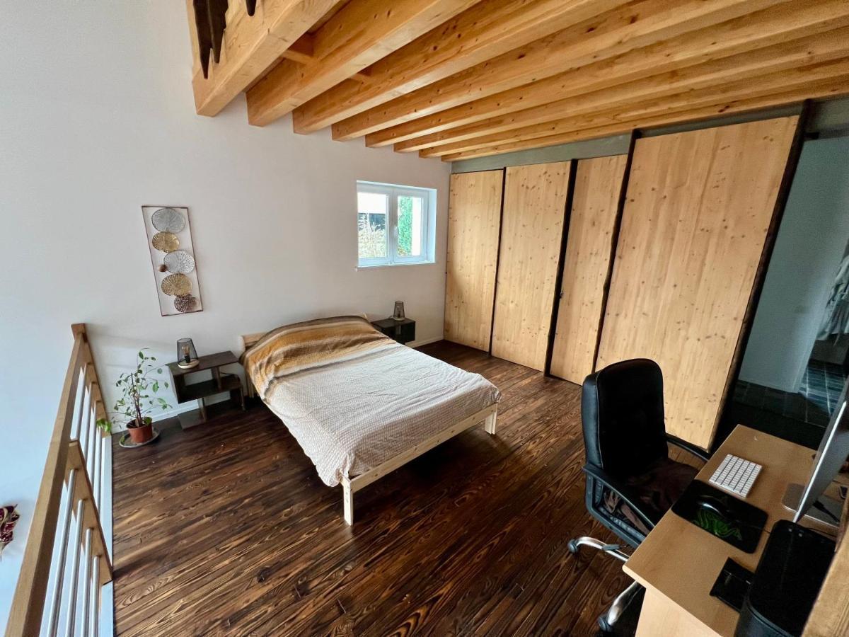 Capstay La Louvière Exterior foto